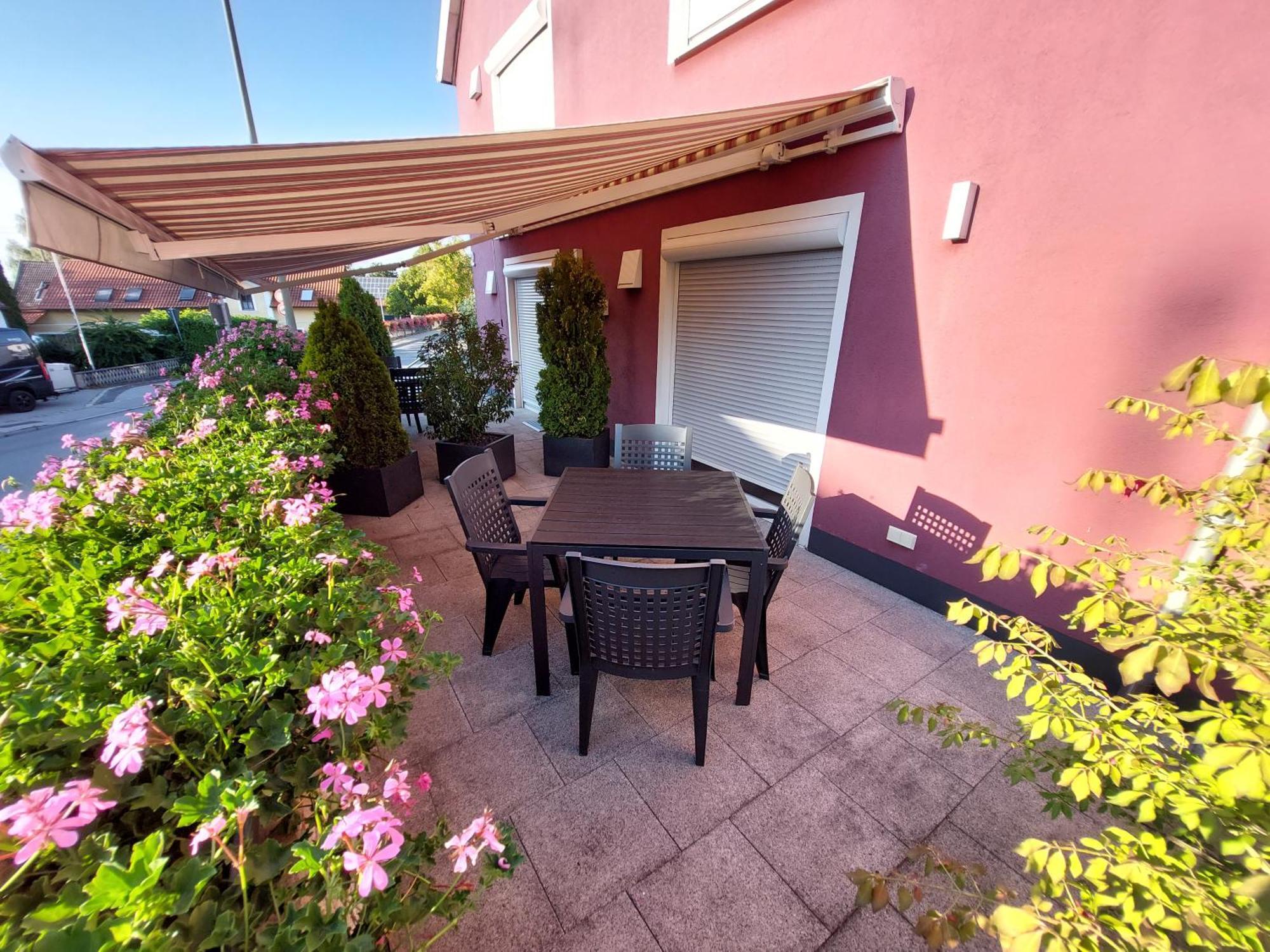 Pension Am Kirchberg Wehringen ภายนอก รูปภาพ