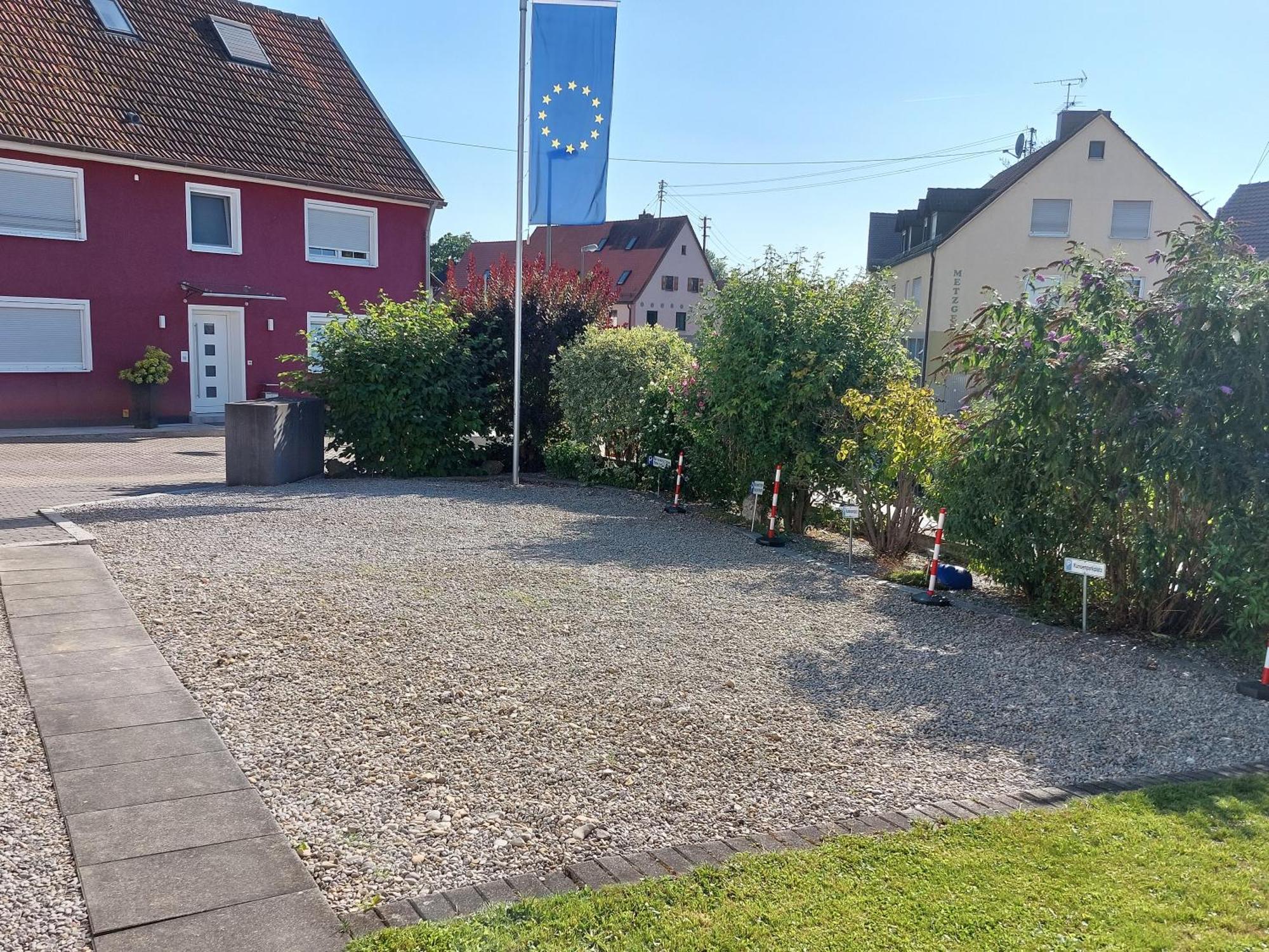 Pension Am Kirchberg Wehringen ภายนอก รูปภาพ