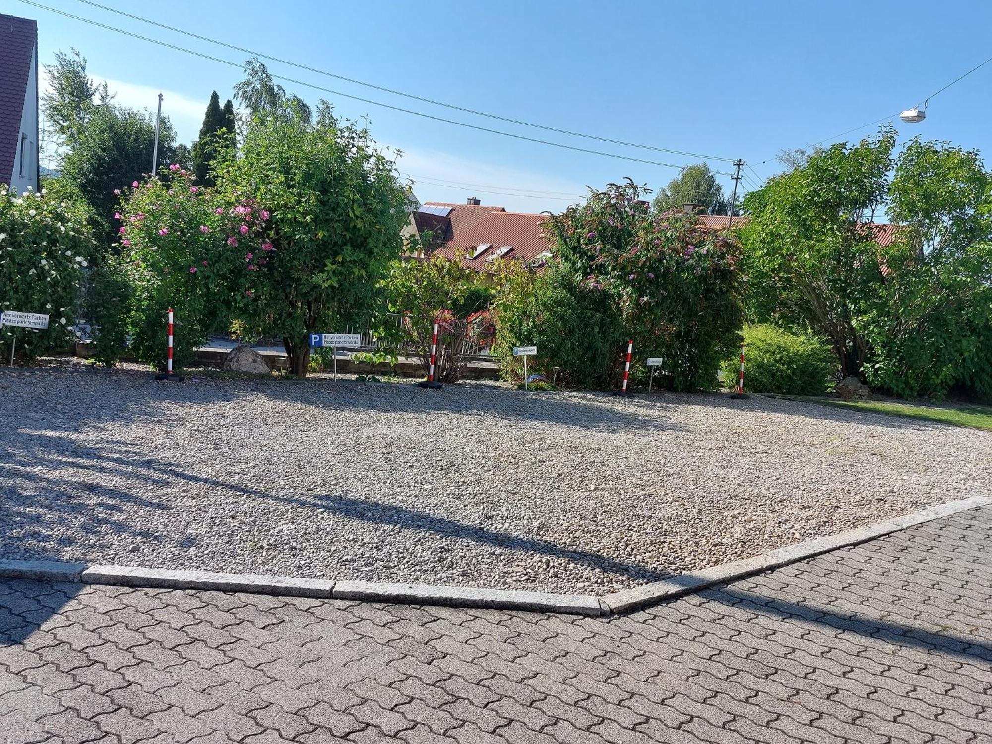 Pension Am Kirchberg Wehringen ภายนอก รูปภาพ