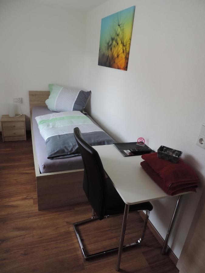Pension Am Kirchberg Wehringen ภายนอก รูปภาพ